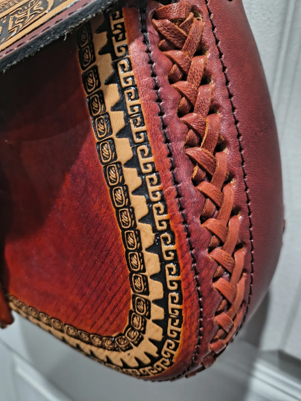 N/A handcrafted red